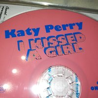 KATY PERRY CD ВНОС GERMANY 1711231424, снимка 5 - CD дискове - 43033680