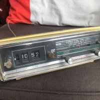 старо радио - дигитален часовник "NORDMENDE", снимка 1 - Антикварни и старинни предмети - 43773757