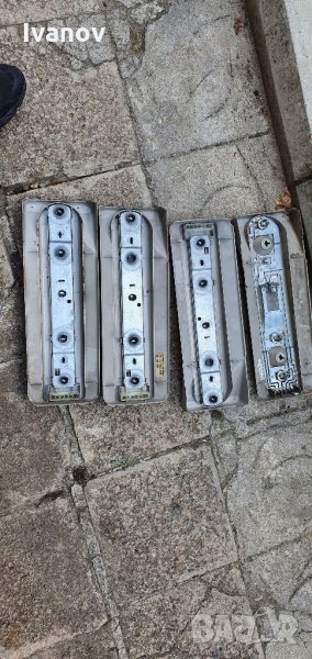 Платка  фасунги за стоп ляв десен платки за крушки стопове двоен стоп bmw e30 капак за стоп бмв е30 , снимка 1