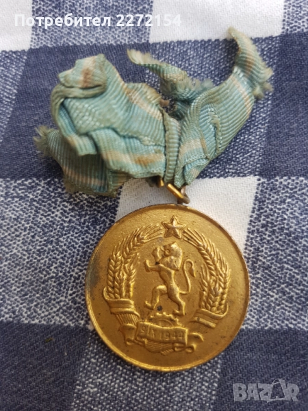 Орден медал Майка, снимка 1