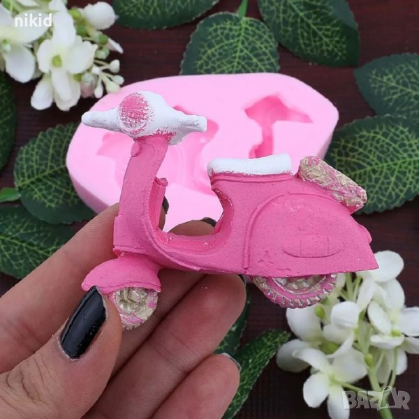 Мотокар Мотоциклет Тротинетка силиконов молд форма фондан шоколад гипс декор, снимка 1