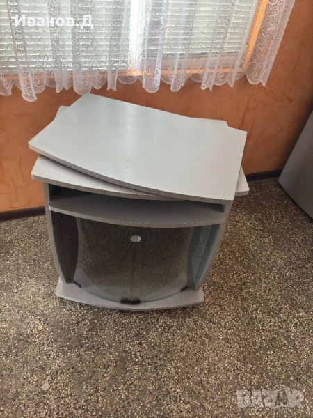 Шкаф за телевизор, снимка 1