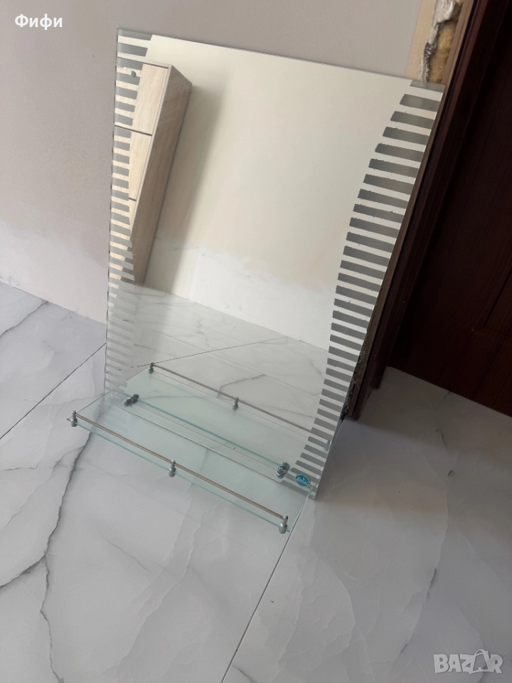 Огледало и шкаф за баня, снимка 1