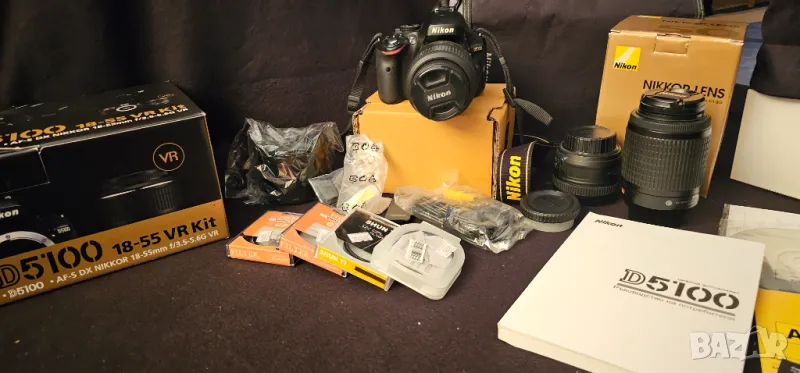 Фотоапарат Nikon D5100 заедно с 3 обектива и пълен комплект аксесоари, снимка 1