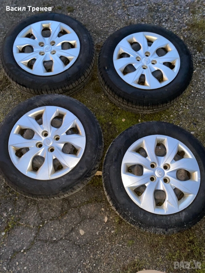 Хюндай И20 гуми с джанти и тасове плюс подарък датчици за налягане, снимка 1