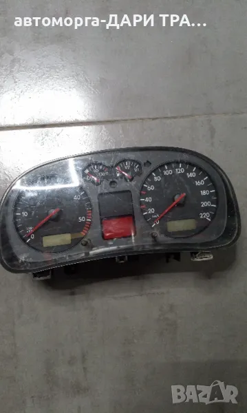 Табло уредно за Фолксваген Голф 4, снимка 1