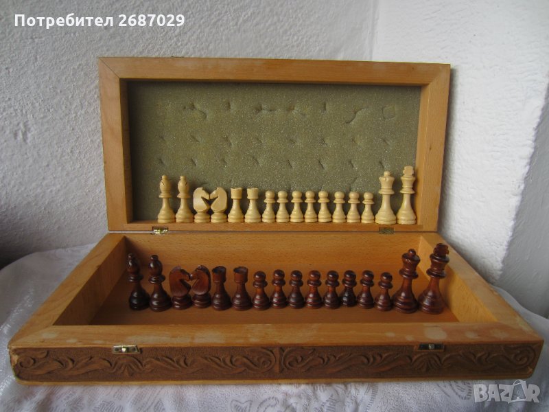 Голяма Луксозна дървена кутия за игра на шах с дърворезба, снимка 1