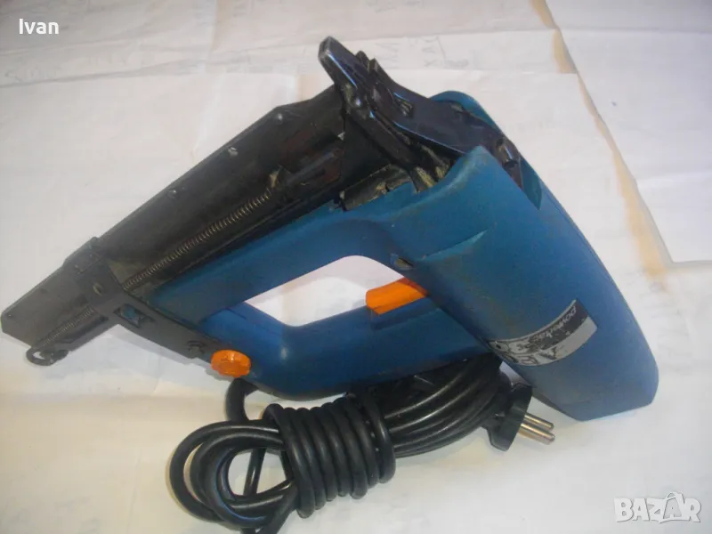 AEG West Germany КОМБИНИРАН ЕЛЕКТРИЧЕСКИ ТАКЕР ПРОФИ ТЕЖКИ НАТОВАРВАНИЯ 16-19мм скоба/25-30мм пирони, снимка 1