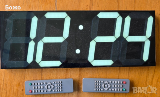 Нов Голям цифров LED часовник с календар, термометър, аларми, броячи и дистанционно, снимка 2 - Стенни часовници - 51713808