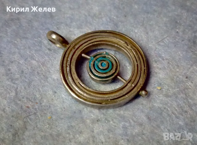 ИНТЕРЕСЕН ВЪРТЯЩ се ГРЪЦКИ СРЕБЪРЕН МЕДАЛЬОН СРЕБРО 925 с НАДПИС и РЪЧНО ГРАВИРАНА ДАТА 48578, снимка 3 - Колиета, медальони, синджири - 48954643