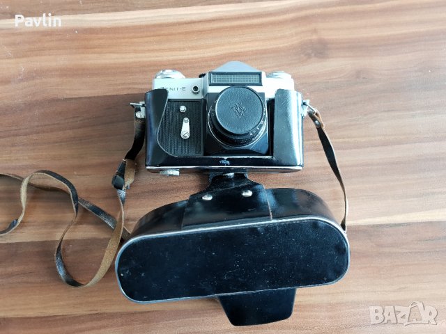 Фотоапарат Зенит-Е, снимка 2 - Антикварни и старинни предмети - 40003545