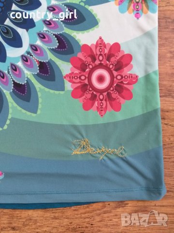 desigual - страхотна дамска тениска КАТО НОВА, снимка 5 - Тениски - 28812340