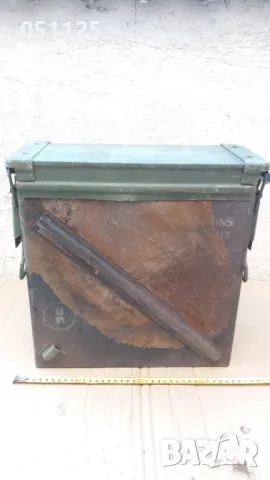 масивна военна метална кутия за инструменти , снимка 2 - Антикварни и старинни предмети - 48200983