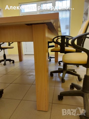 Работна маса 220х150, много стабилна, снимка 3 - Маси - 44041970