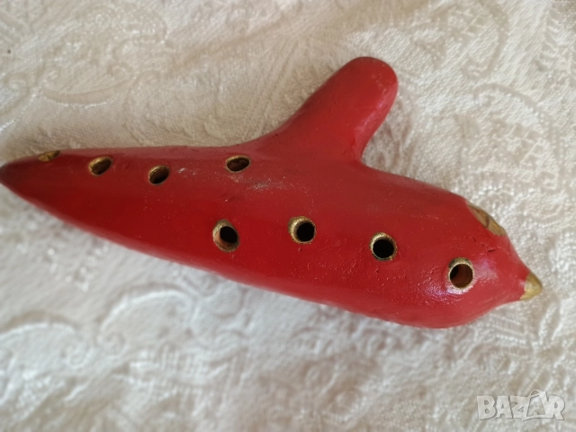 Старинна окарина- музикален инструмент 