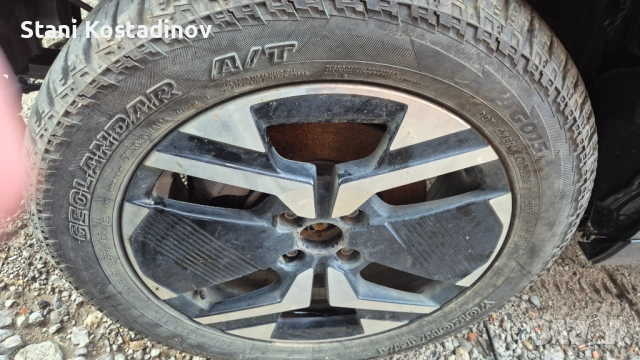 Джанта с гума за Peugeot 2008 2024 година