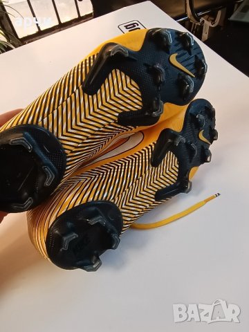 nike neymar ar4091-710 абсолютно оригинални детски футболни обувки 38,5 24 см, снимка 2 - Маратонки - 44085241