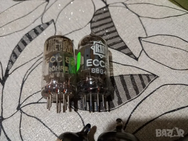Радио лампи ЕСС83, снимка 5 - Аудиосистеми - 49776610