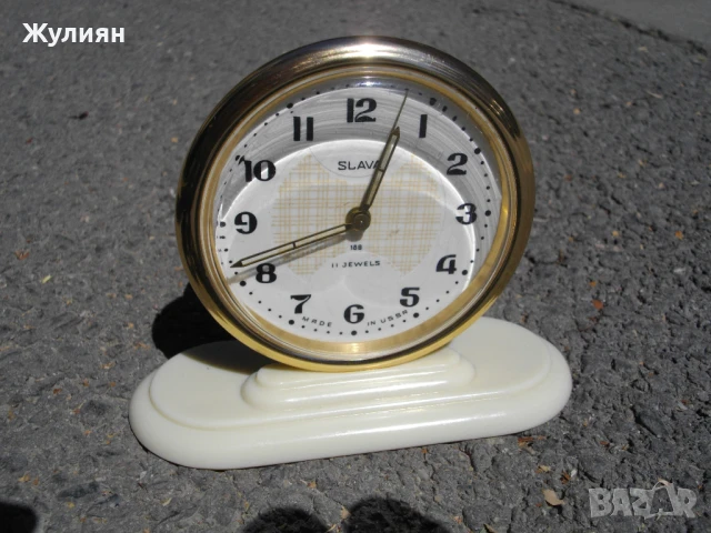 КОЛЕКЦИОНЕРСКИ БУДИЛНИК СЛАВА SLAVA КАТО НОВ , снимка 2 - Антикварни и старинни предмети - 51375371