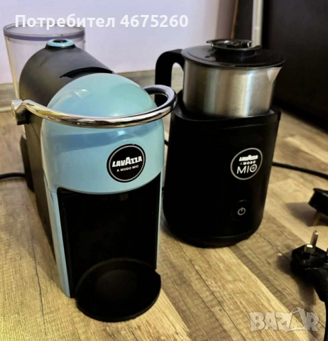 КАФЕМАШИНА С КАПСУЛИ LAVAZZA + Кана за мляко