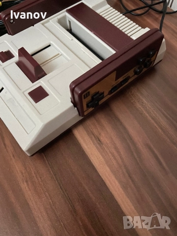 Ретро конзола със вградени  игри , снимка 3 - Други игри и конзоли - 52652158