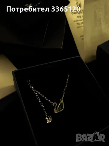 Колие Swarovski , снимка 2 - Колиета, медальони, синджири - 49483922