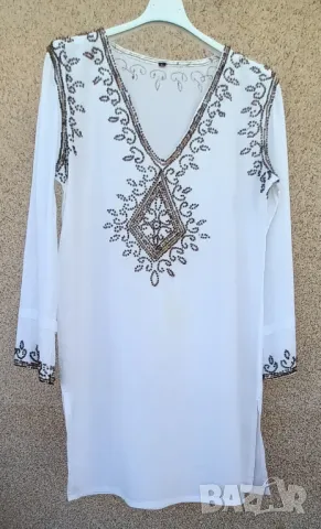 Оригинални кенарени блузи с бродерия блестящи лотори и мъниста, с битови народни мотиви., снимка 10 - Туники - 49978914