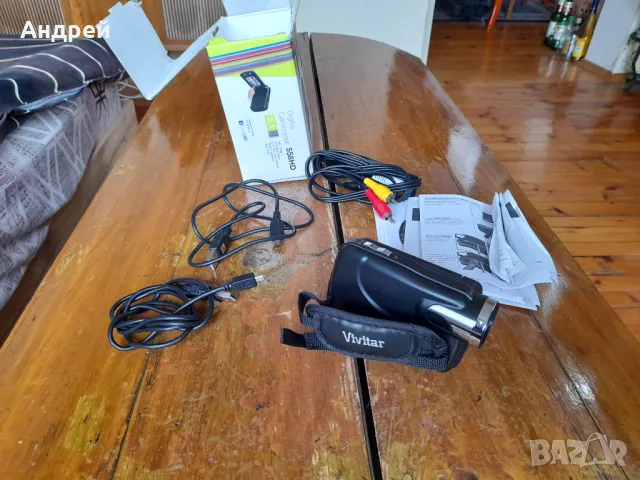 Видеокамера Vivitar digital camcoder 558HD, снимка 2 - Камери - 49753592