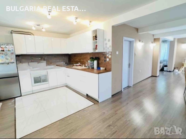 Продавам къща, снимка 2 - Къщи - 52357959