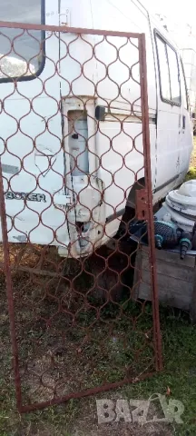 Метални порти