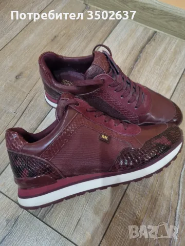 Дамски спортни обувки Michael Kors