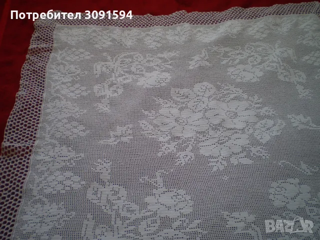 Красива бяла квадратна  плетена на една кука покривка, снимка 2 - Покривки за маси - 50181816