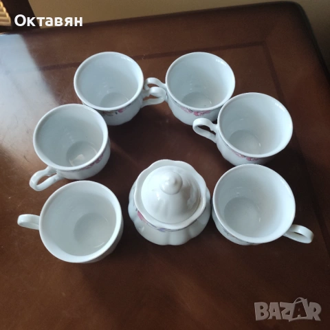 Порцеланов сервиз за чай, снимка 3 - Сервизи - 53240891