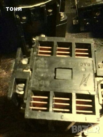 Контактор за ПВ 40а комплект , снимка 2 - Резервни части за машини - 27940566