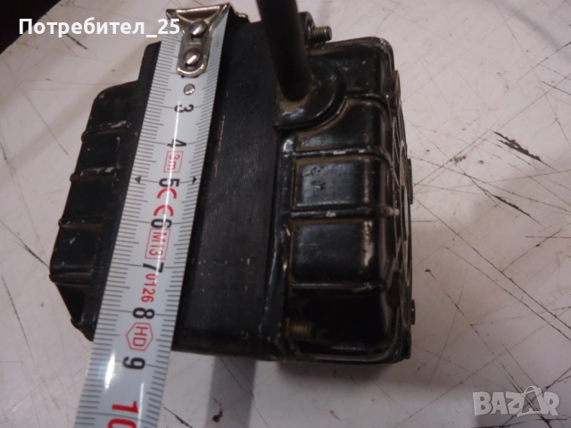 Монофазен ел.мотор 90W, снимка 4 - Електродвигатели - 52970086