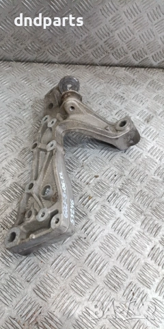 Конзола носач VW Golf 5 2006г.(преден ляв)	