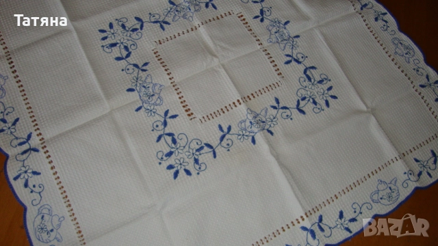 ПОКРИВКИ /апликации и бродерия/, снимка 4 - Покривки за маси - 51709207