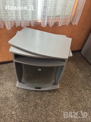 Шкаф за телевизор