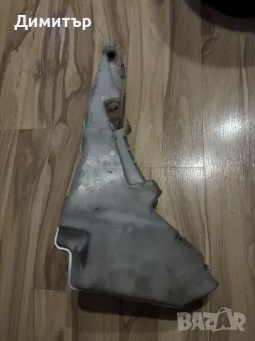 казанче за течност за чистачки Audi A6 C6 4F, снимка 2 - Части - 49424737