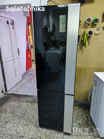 черен хладилник с отделен фризер , снимка 8 - Хладилници - 49936385