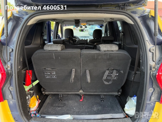 Dacia Lodgy 1.6 Газ/Бензин;, снимка 10 - Автомобили и джипове - 51783777