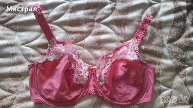 Сутиени Triumph за голям бюст, снимка 2 - Бельо - 52946654