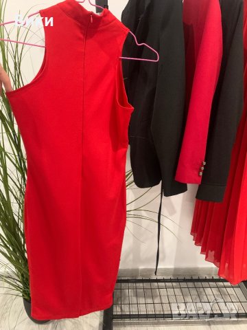 Червена рокля, снимка 13 - Рокли - 43501082