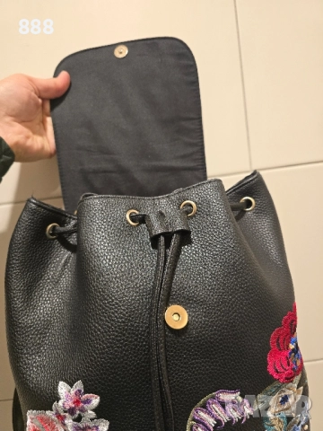 дамска раница , снимка 3 - Раници - 52380718