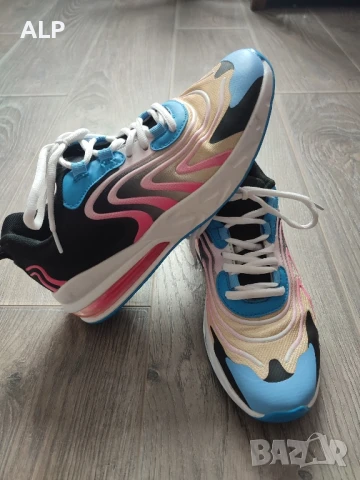 Дамски маратонки 39 номер