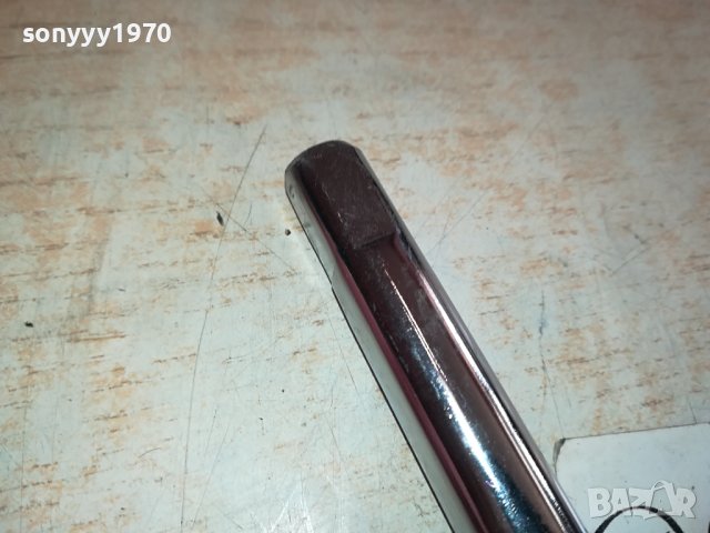 КЛЮЧ ЗА ГУМИ КРЪСТАЧКА 1701241607, снимка 8 - Аксесоари и консумативи - 43851401