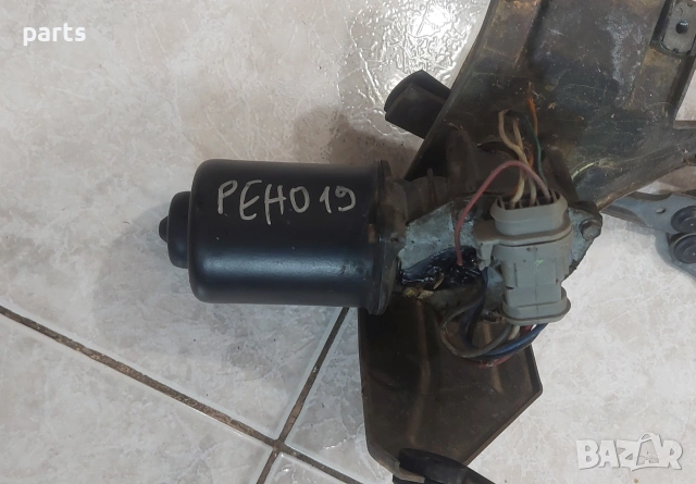 Механизъм и Моторче Предни Чистачки Рено 19, снимка 9 - Части - 53104334