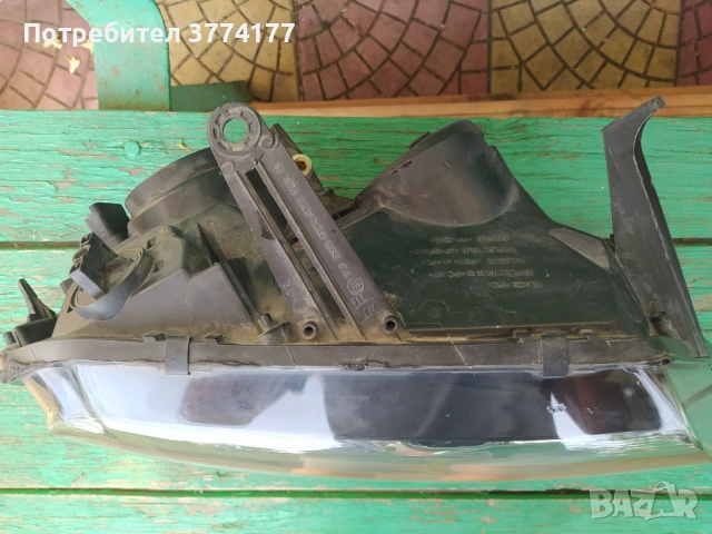 Фар за Дачия Дъстър втора употреба, снимка 5 - Части - 53276912