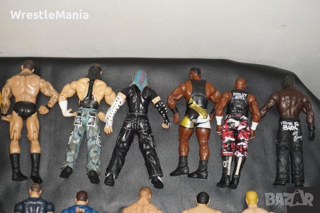 35 Кеч Фигури Lita/Lana/Test/D-Von Dudley/Samoa Joe/The Undertaker/Shane Douglas/The Miz/Seth Rollin, снимка 12 - Колекции - 51856261