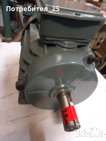 Трифазен ел.мотор 2,2Kw - 1400 об/мин., снимка 2 - Електродвигатели - 53436380